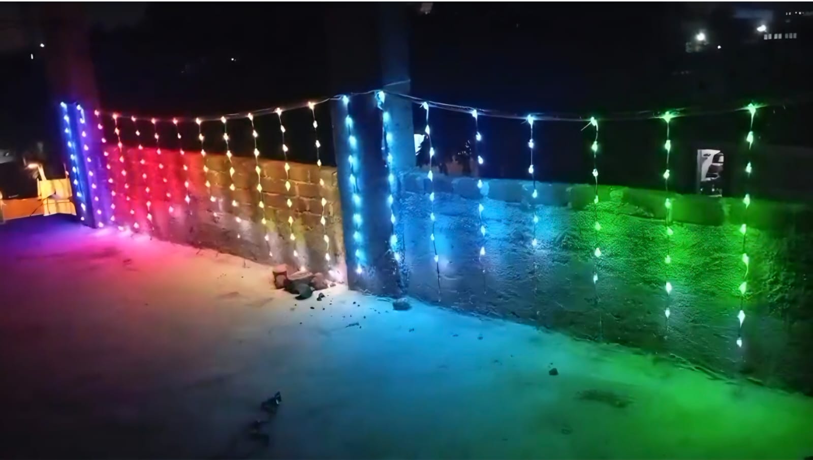 4X10 RGB JHALAR LIGHT GAP 1 FEET HEIGHT 4 FEET LENGHT 10 FEET